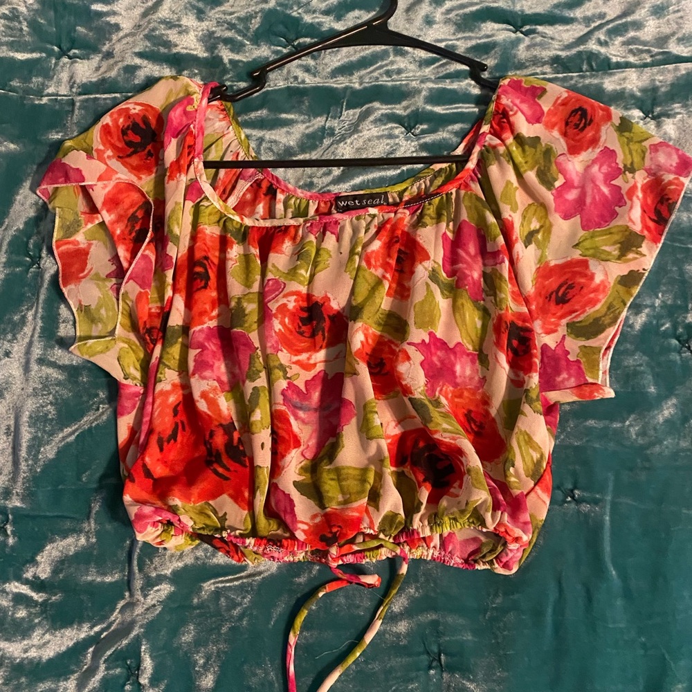 Crop top